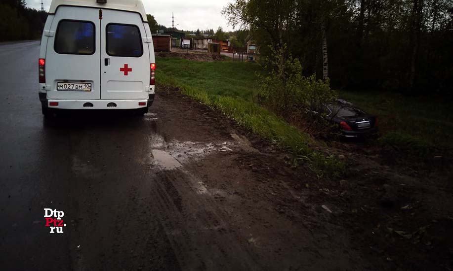 Петрозаводск, 4 июня 2020 года, 19-30.  ДТП с участием легкового автомобиля Нисан (Nissan Almera) произошло на пересечении Шуйского и Пряжинского шоссе.