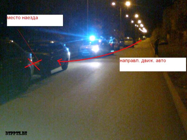 Петрозаводск, 16 октября 2014 года, 02-00. ДТП с участием легковых автомобилей ВАЗ-2112 (Lada 112), Рено (Renault) и Мазда (Mazda) произошло на улице Петрова, в районе дома №7.